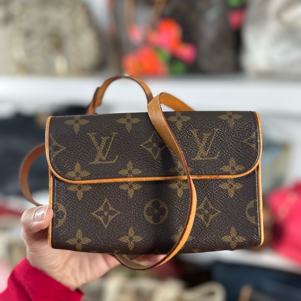 LV MONOGRAM BELT BAG